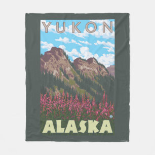 Manta Polar Fireweed y montañas - el Yukón, Alaska