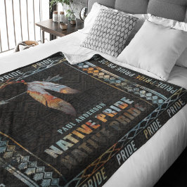 Manta Polar Flecha tribal retro de pluma del orgullo nativo in