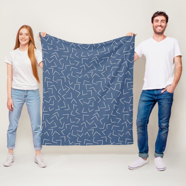 Manta Polar Flechas modernas azules y blancas (In situ)