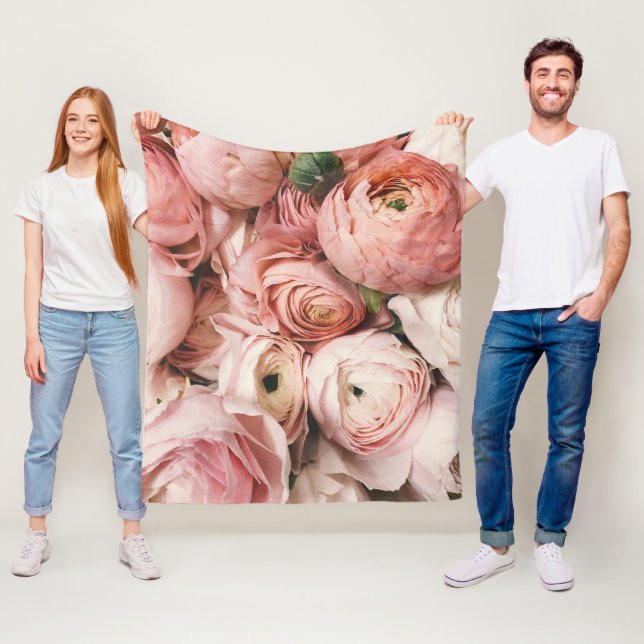 Manta Polar Fleece Blanket (In situ)