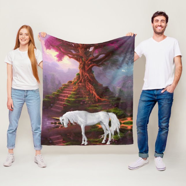 Manta Polar Fleece Blanket (In situ)