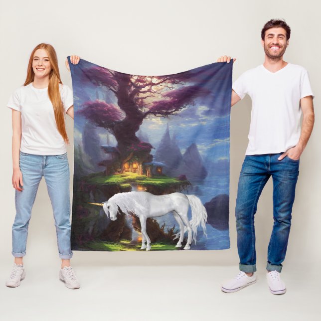 Manta Polar Fleece Blanket (In situ)