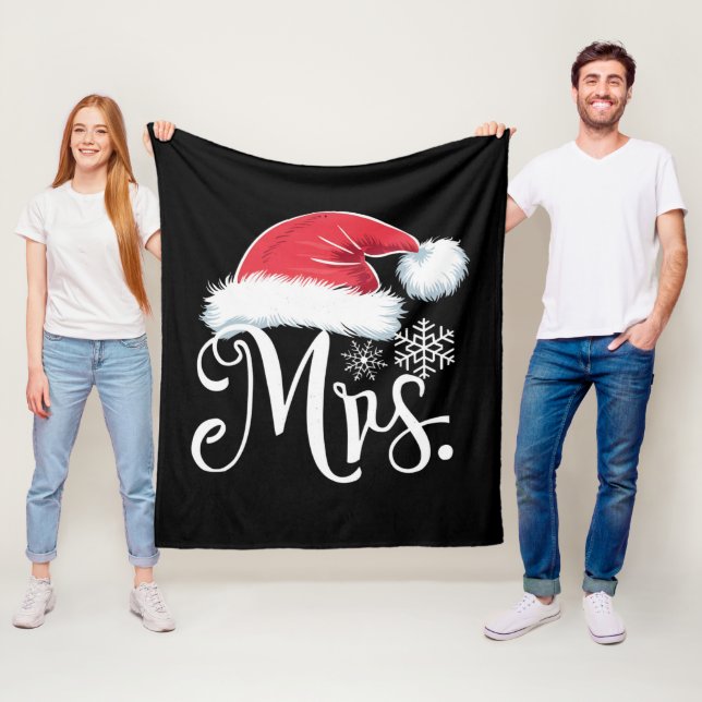 Manta Polar Fleece Blanket (In situ)