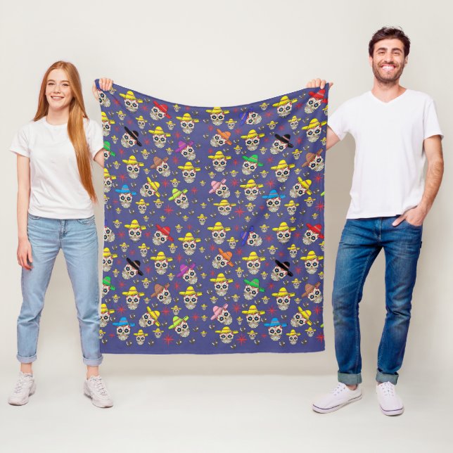 Manta Polar Fleece Blanket - Skulls (In situ)