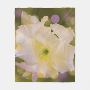 Manta Polar Fleece Blanket Sword Lily Green Bokeh