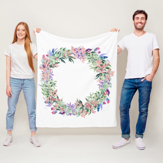 Manta Polar Floral Berries Wreath (In situ)