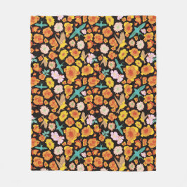 Manta Polar Floral de primavera exuberante y pájaros con fondo