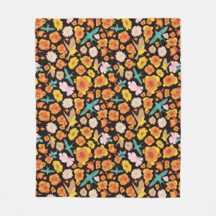 Manta Polar Floral de primavera exuberante y pájaros con fondo