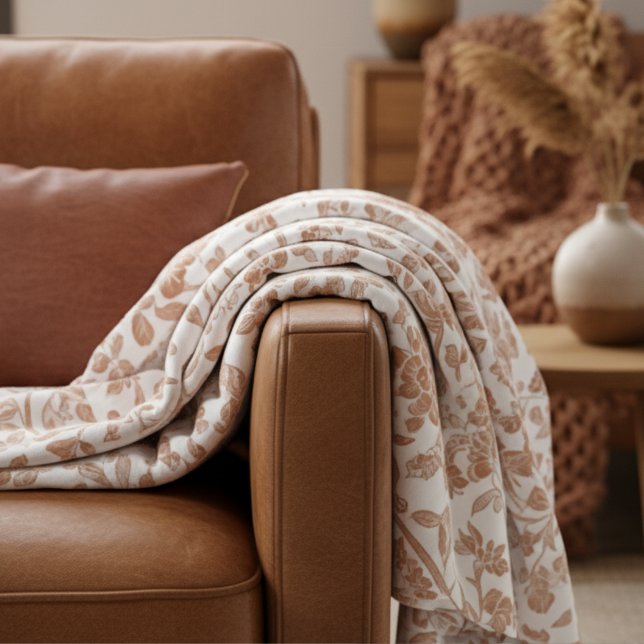 Manta Polar Floral Terracotta Toile Pattern (Add a touch of rustic charm to your home with this Floral Terracotta Toile Pattern Fleece Blanket!)