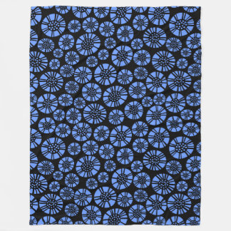 Manta Polar Flores abstractas 031023 - Azul bebé en negro