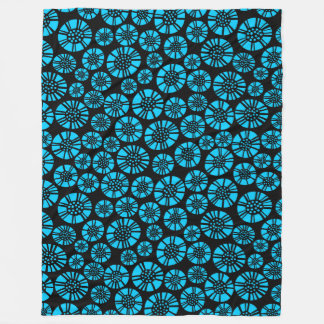 Manta Polar Flores abstractas 031023 - Azul cielo sobre negro