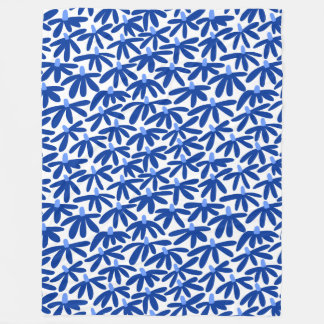 Manta Polar Flores Estilizadas - Tonos de Azul y Blanco