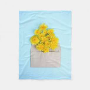 Manta Polar Flowers   Dandelions in Envelope