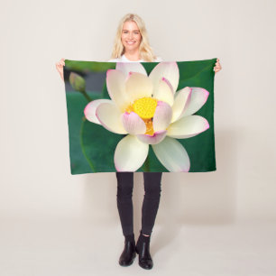 Manta Polar Flowers   Lotus Water Flower