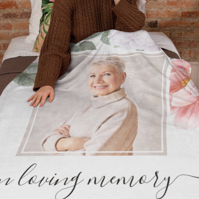 Manta Polar Foto conmemorativa personalizada Peony Floral (Custom Memorial Floral Peony Blanket, a token of remembrance that merges comfort and sentiment.)