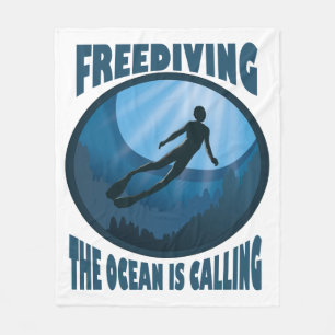 Manta Polar Freediving - El océano llama buceador submarino