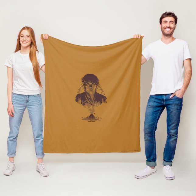 Manta Polar FRODO™ MOUNT DOOM™ Tengwar Inscription Graphic (In situ)