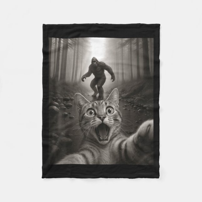 Manta Polar Funny Surprised Ed Cat Selfie With Bigfoot Sasquat (Anverso)