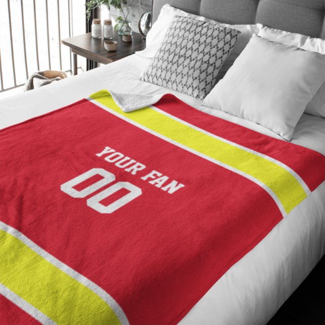 Manta Polar Fútbol rojo, dorado y blanco personalizado (Subido por el creador)