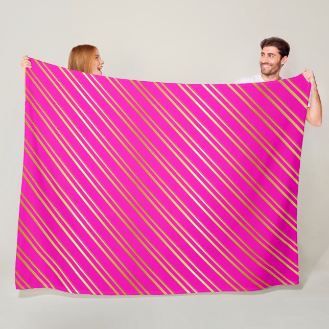 MANTA POLAR FUX GOLD STRIPTS ON PINK (In situ)