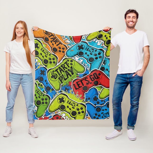 Manta Polar Gamer Pattern Fleece Blanket (In situ)