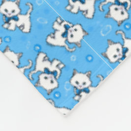 Manta Polar Gatitos blancos de KiniArt
