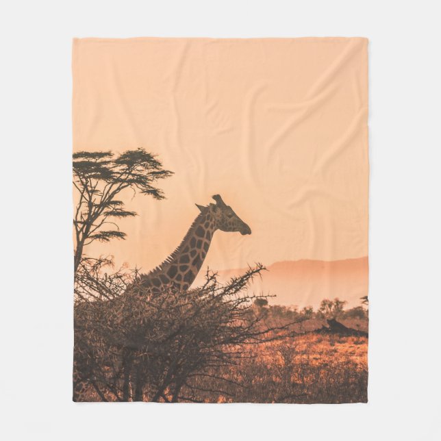 MANTA POLAR GIRAFFE EN BLANCO Y NEGRO EN EL CAMPO DE GRASA MAR (Anverso)