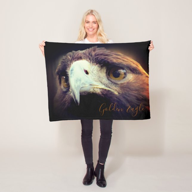 Manta Polar Golden Eagle [Fleece Blanket] (In situ)