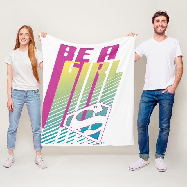 Manta Polar Gráfico de superchica "Sé Chica" (In situ)