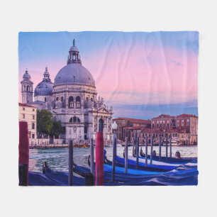 Manta Polar Gran Canal con góndolas e iglesia en Venecia