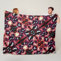 Gran espejo de formas ligeramente esculpidas