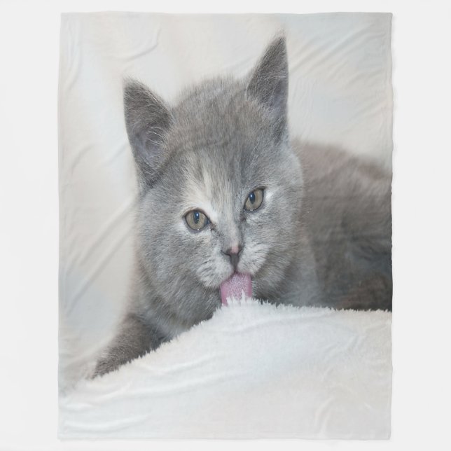 Manta Polar Gray Kitten Liceo Nieve (Anverso)