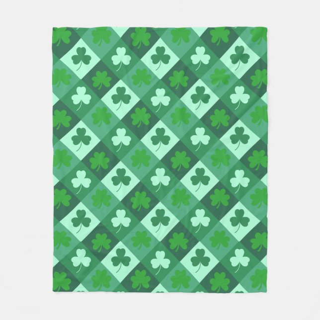 Manta Polar Green clover pattern for St Patricks day (Anverso)