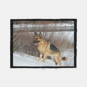 Manta Polar GSD en nieve del invierno