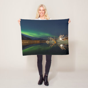 Manta Polar Harbour Aurora
