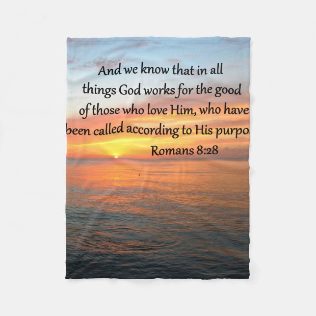 MANTA POLAR HERMOSA FOTO DE ROMANS 8:28 SUNRISE (Anverso)