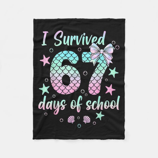 Manta Polar I Survived 67 Days Of School Mermaid Coquette Bow  (Anverso)