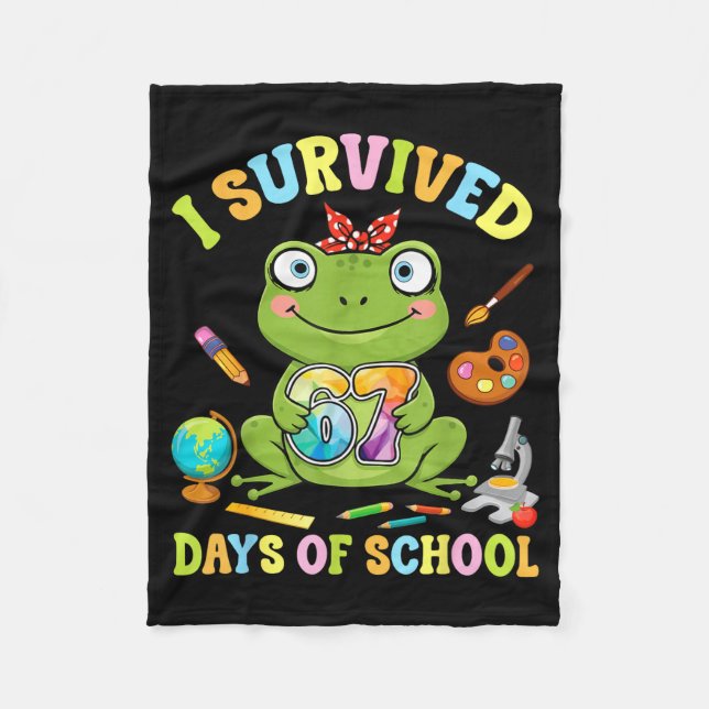 Manta Polar I Survived Six Seven Days Of School Cute Frog Stud (Anverso)