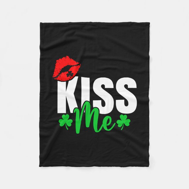 Manta Polar Irlandés Kiss Me (Anverso)