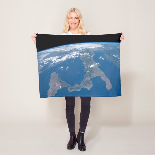 Manta Polar Italia Y Su Isla Sicilia. (In situ)