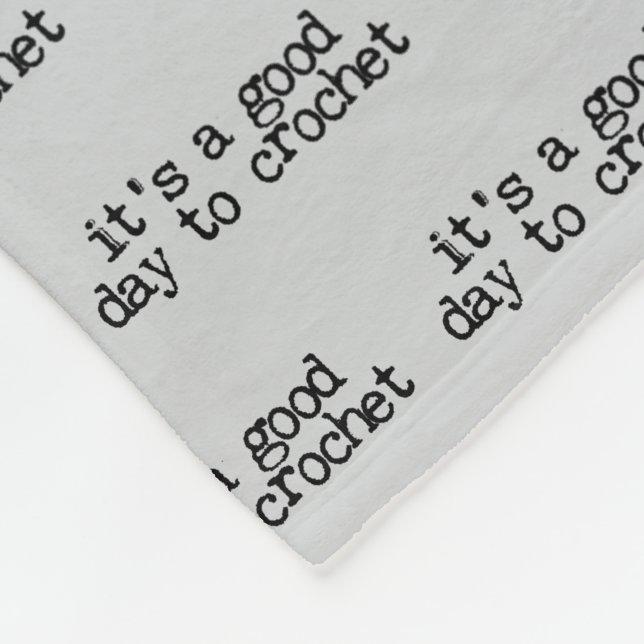 Manta Polar It's A Good Day To Crochet Hook and Yarn (Esquina)