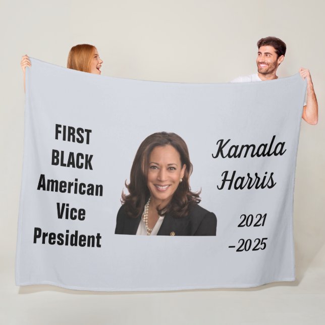 Manta Polar KAMALA HARRIS Throw Blanket (In situ)