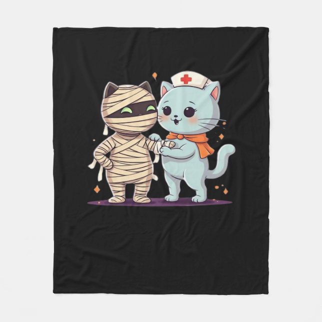 Manta Polar Kawaii Halloween Pals Mummy & Nurse cat Sobrevalor (Anverso)