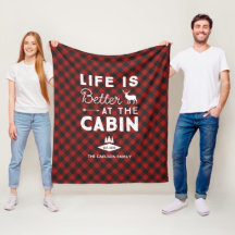 La vida es mejor en la familia Cabin Buffalo Plaid