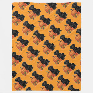 Manta Polar Labrador negro con hojas de otoño y calabaza