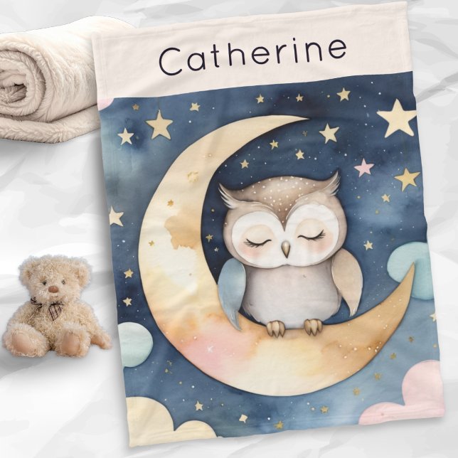 Manta Polar Lechuza linda en la luna con cielo nocturno person (A fleece blanket with personalized name, and watercolor-style picture of a cute owl, moon and stars)