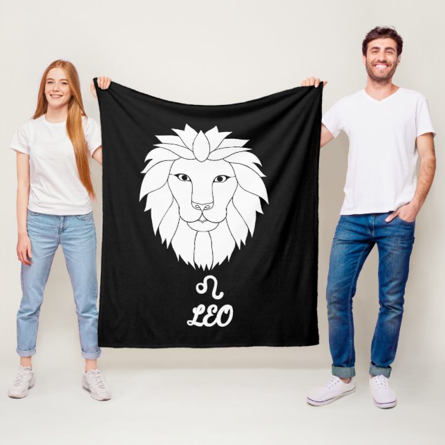 Manta Polar Leo Silhouette Fleece Blanket (In situ)