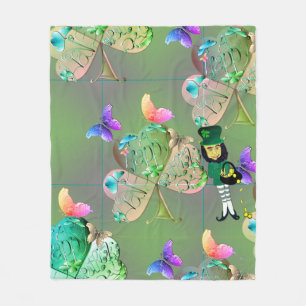 Manta Polar Leprechaun & Shamrock Fleece Blanket