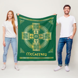 Manta Polar Letra celta transversal y letra de nudo M Monogram