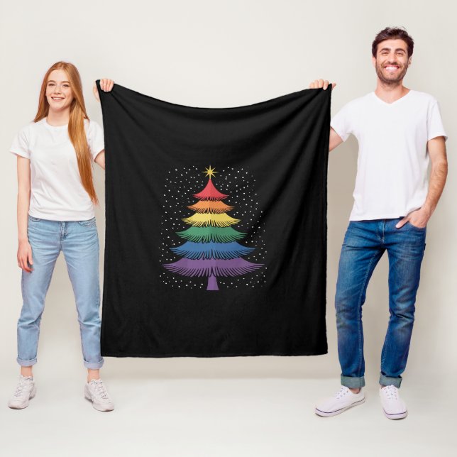 Manta Polar LGBT-Q Pride Christmas Tree Pajama Rainbow Flag (In situ)